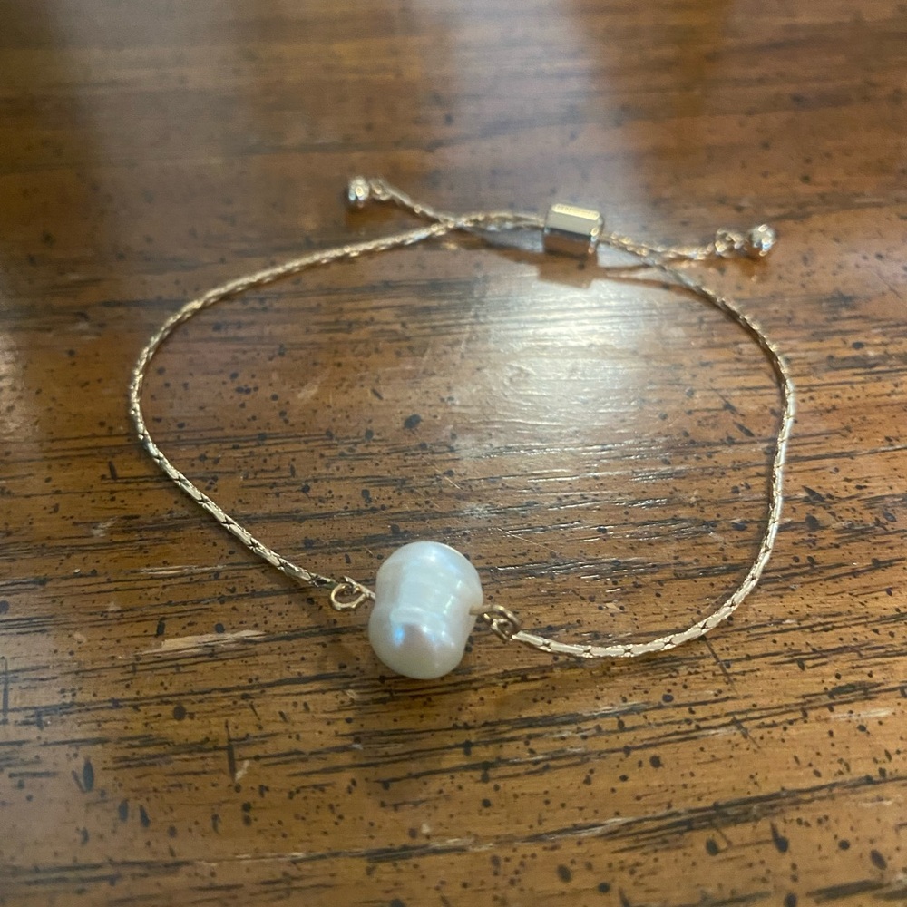 Adjustable gold plated bracelet
